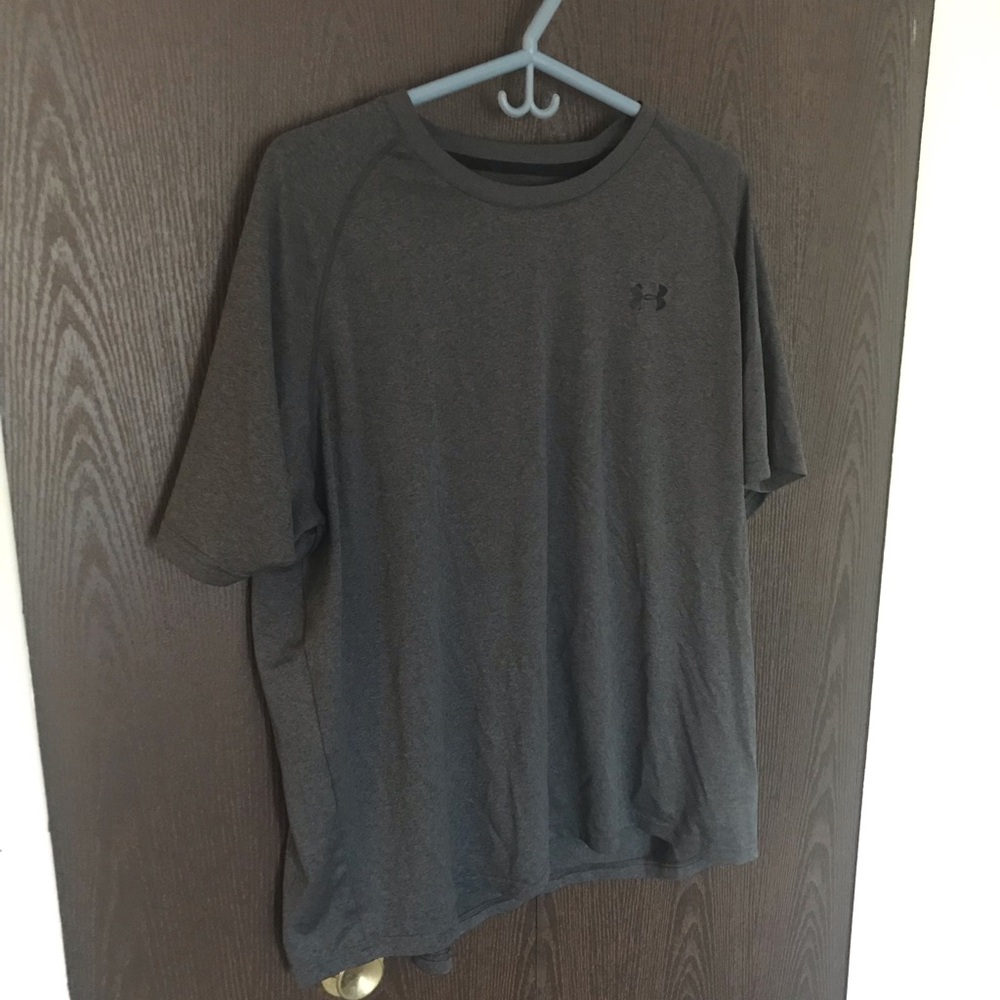 Under Armour gym shirt